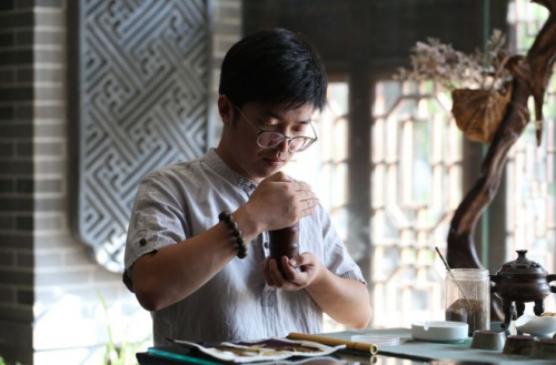 好？三大核心维度教你选对不踩坑开元棋牌app沉香熏香哪个牌子(图2)