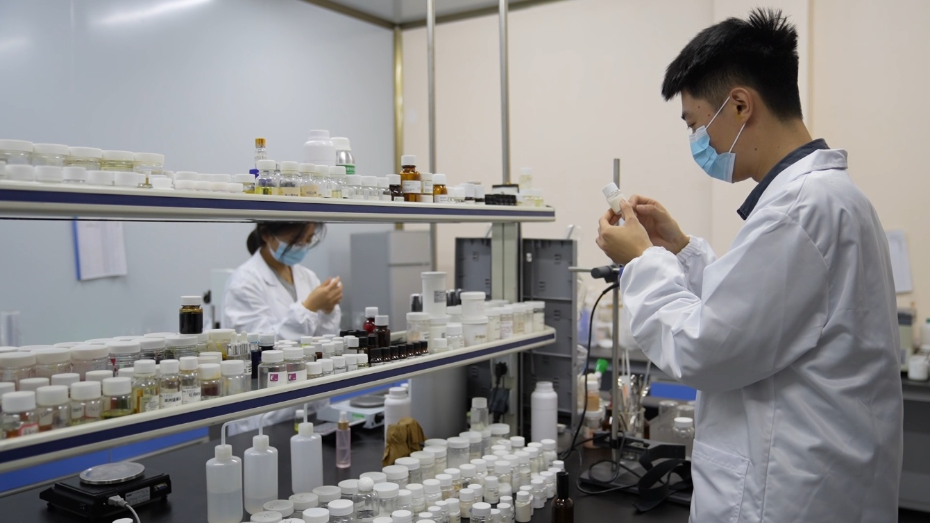 华夏香都”飘香全球的产业密码开元棋牌香从何处来?金溪“(图6) 华夏香都”飘香全球的产业密码开元棋牌香从何处来?金溪“(图6)